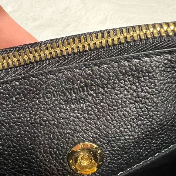 LOUIS VUITTON Monogram Pallas Beauty Case - Picture 14 of 16